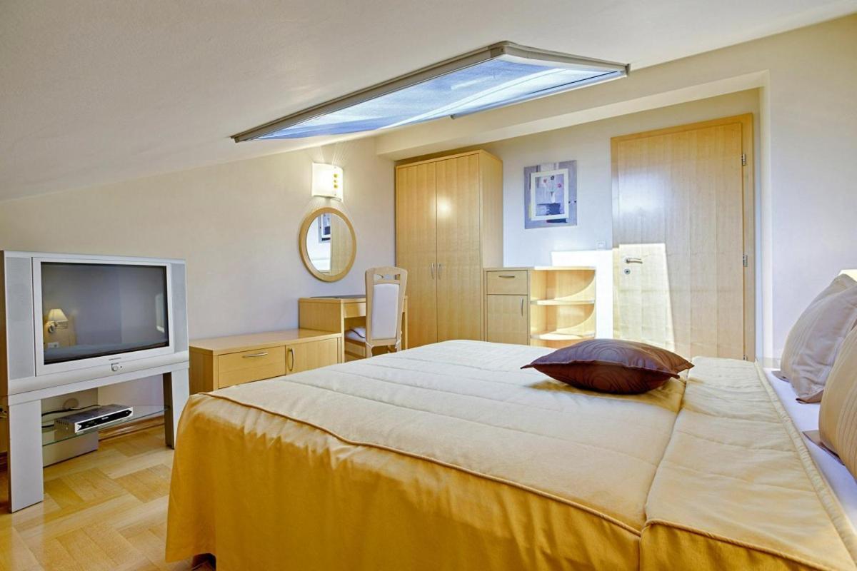 Hotel Lidia In Zadar - Nord-Dalmatien Zewnętrze zdjęcie